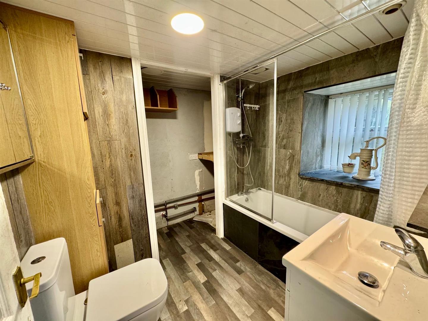 PHOTO-2025-11-05-08-15-48 (4).jpg